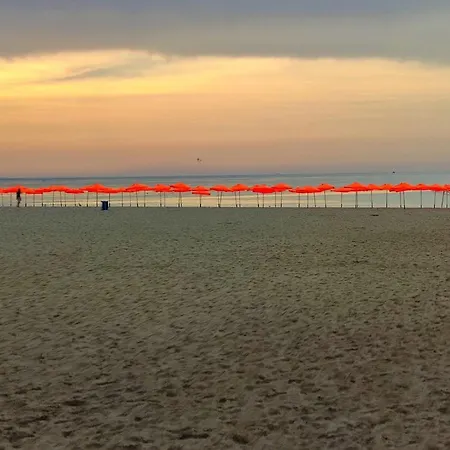 Yana *top Location*sea Garden* アパート